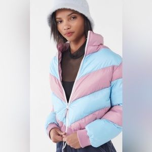 Urban Outfitters Trending Retro Demi Chevron Cropped Puffer Coat